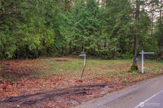 1930 Northlake Way NW, Bremerton, WA 98312