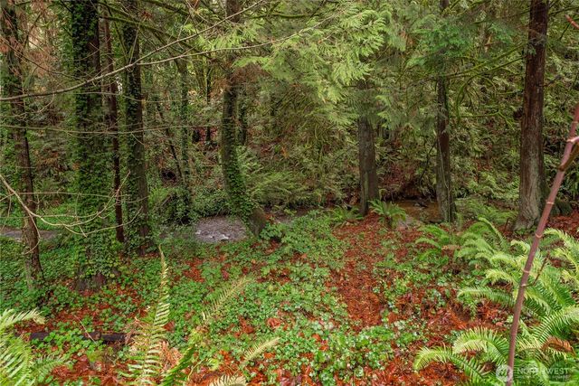 1930 Northlake Way NW, Bremerton, WA 98312