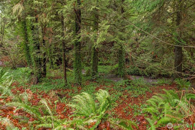 1930 Northlake Way NW, Bremerton, WA 98312