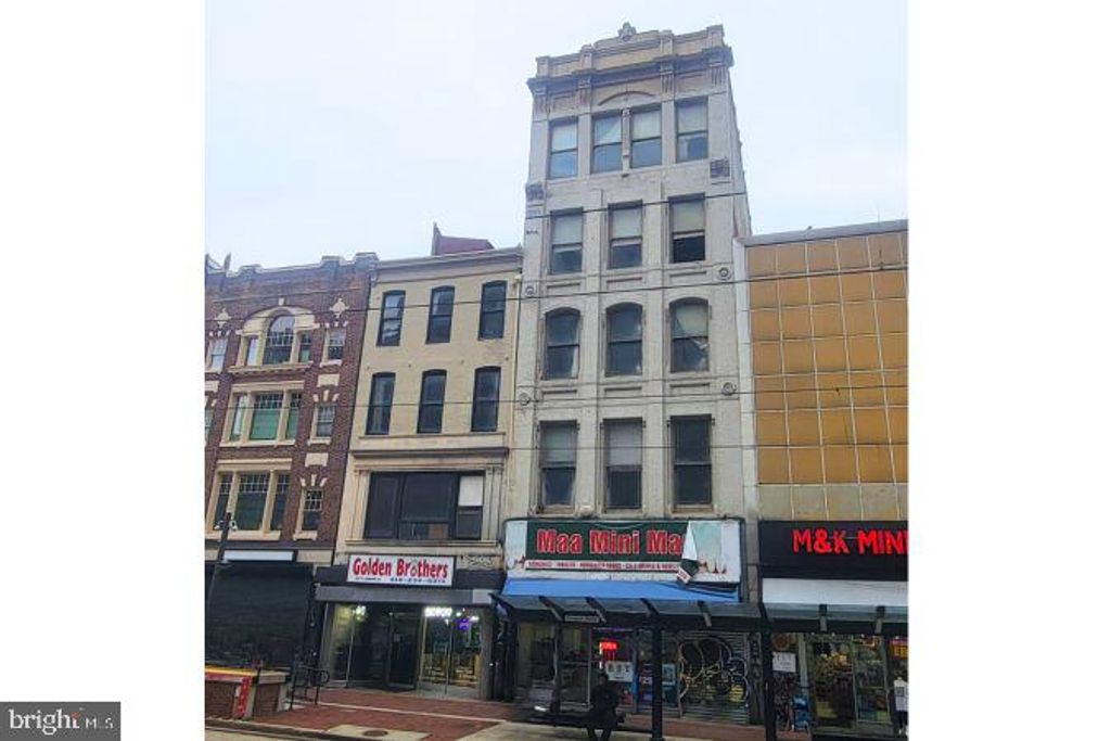 225 N HOWARD ST, Baltimore, MD 21201