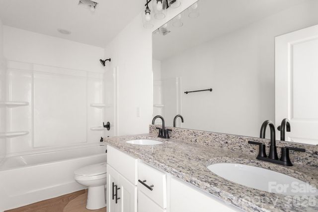 3040 Woodlands Creek Drive, Monroe, NC 28110