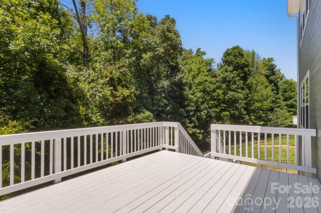 3040 Woodlands Creek Drive, Monroe, NC 28110