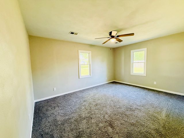 715 8th Street, Colona, IL 61241