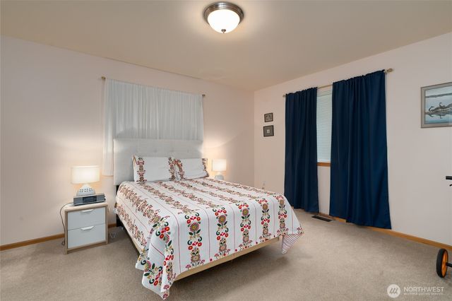 1202 Decatur Circle #20B, Burlington, WA 98233