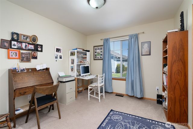 1202 Decatur Circle #20B, Burlington, WA 98233