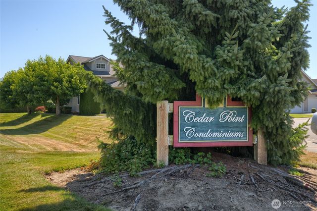 1202 Decatur Circle #20B, Burlington, WA 98233