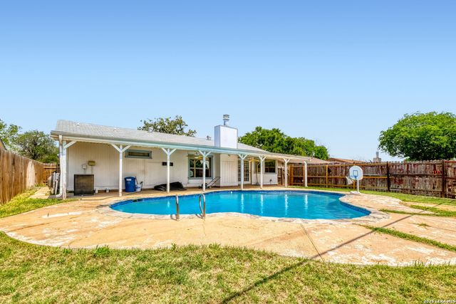 5434 Green Grove Dr, San Antonio, TX 78223