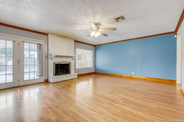 5434 Green Grove Dr, San Antonio, TX 78223