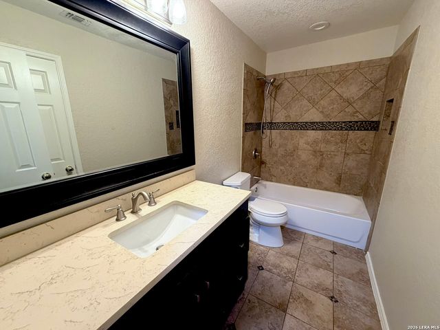 10614 Bluestone Crk, San Antonio, TX 78254