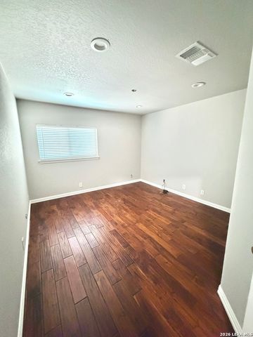 10614 Bluestone Crk, San Antonio, TX 78254