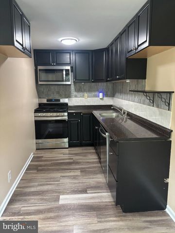 894 WEDGEWOOD DR, Lansdale, PA 19446