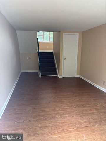 894 WEDGEWOOD DR, Lansdale, PA 19446