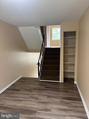 894 WEDGEWOOD DR, Lansdale, PA 19446