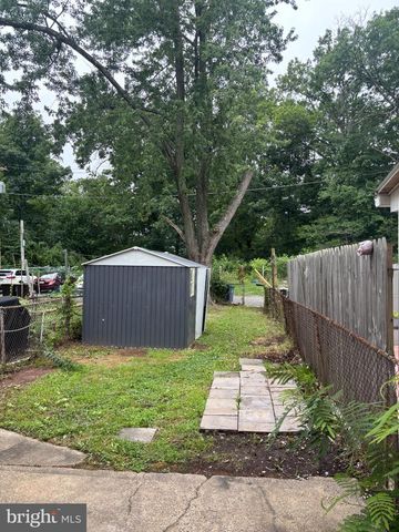 894 WEDGEWOOD DR, Lansdale, PA 19446