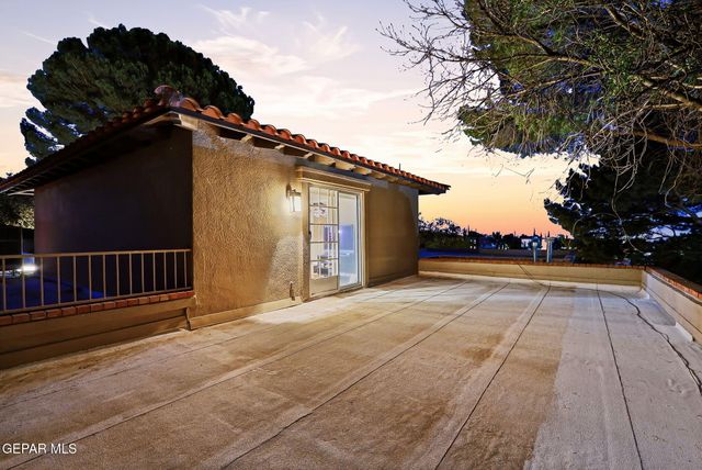6192 Los Felinos Circle, El Paso, TX 79912