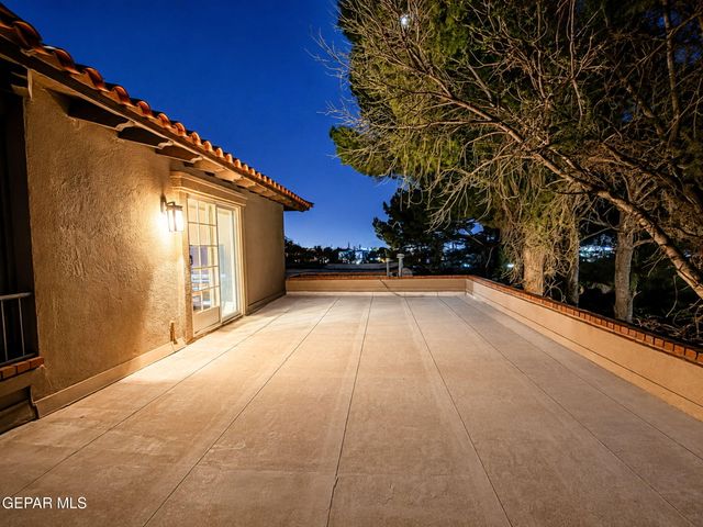 6192 Los Felinos Circle, El Paso, TX 79912