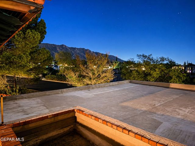 6192 Los Felinos Circle, El Paso, TX 79912