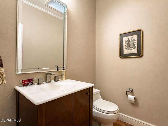 6192 Los Felinos Circle, El Paso, TX 79912