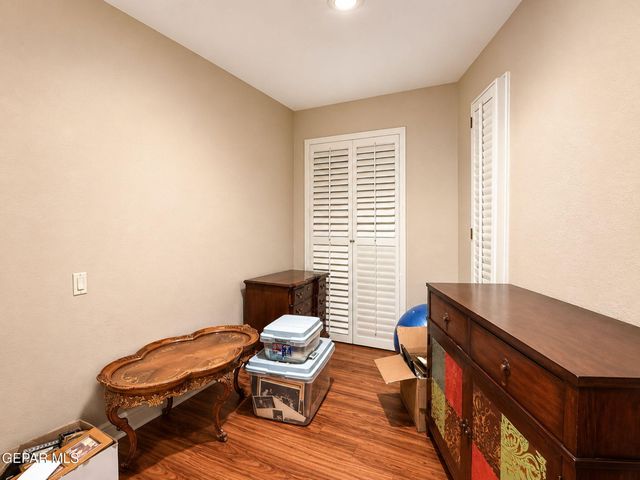 6192 Los Felinos Circle, El Paso, TX 79912
