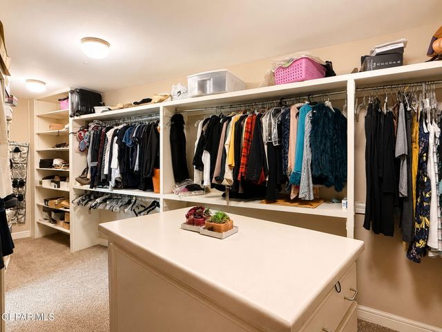 6192 Los Felinos Circle, El Paso, TX 79912