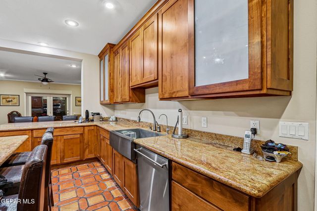 6192 Los Felinos Circle, El Paso, TX 79912