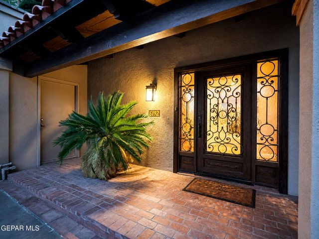 6192 Los Felinos Circle, El Paso, TX 79912