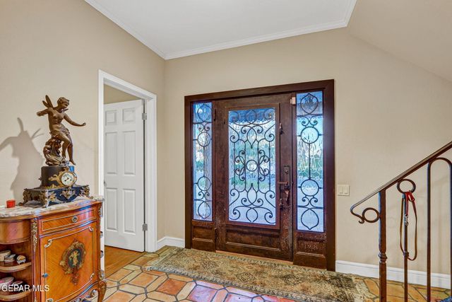 6192 Los Felinos Circle, El Paso, TX 79912