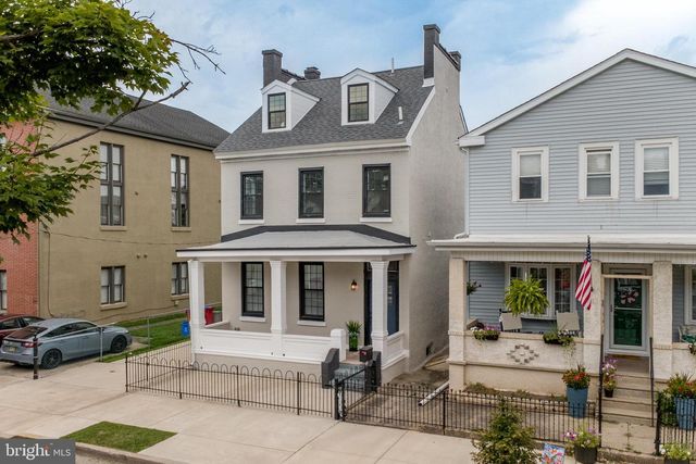 327 WOOD ST, Bristol, PA 19007