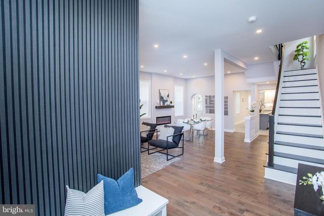 327 WOOD ST, Bristol, PA 19007