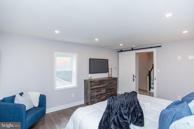 327 WOOD ST, Bristol, PA 19007