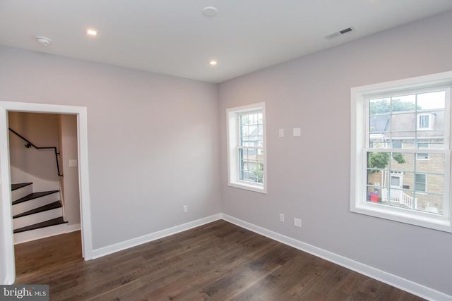327 WOOD ST, Bristol, PA 19007