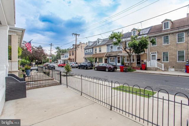 327 WOOD ST, Bristol, PA 19007