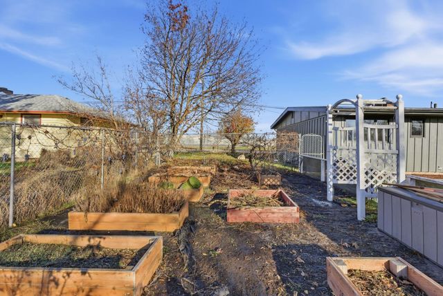 7808 E Broadway Ave, Spokane Valley, WA 99212