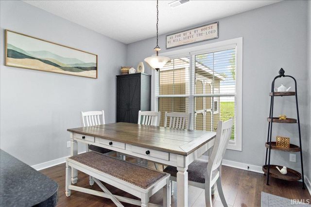 2812 Brewster Drive, Evansville, IN 47725