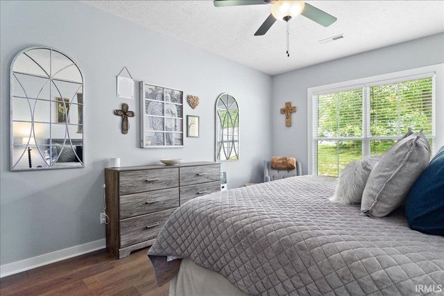 2812 Brewster Drive, Evansville, IN 47725