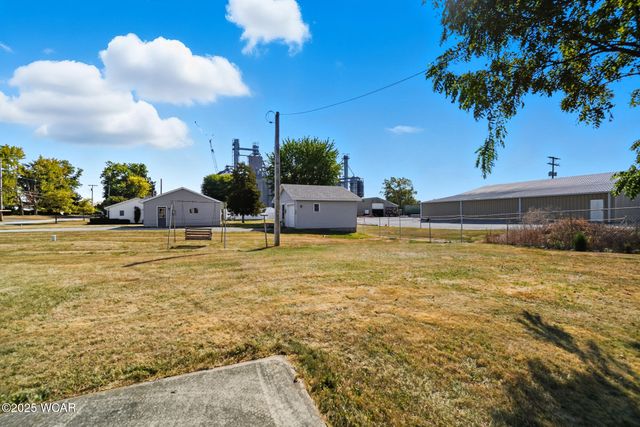 17 Walnut Street, Uniopolis, OH 45888