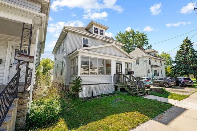 310 BROAD STREET, Oshkosh, WI 54901