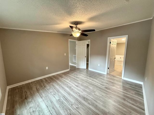 130 Bell Avenue, Inman, SC 29369