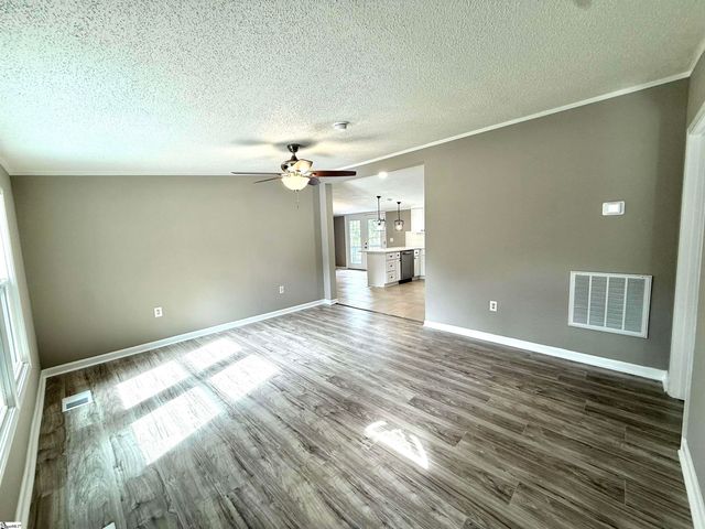 130 Bell Avenue, Inman, SC 29369