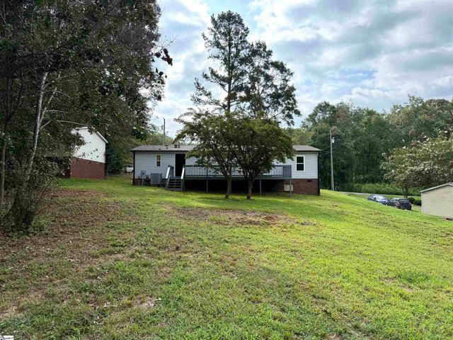 130 Bell Avenue, Inman, SC 29369