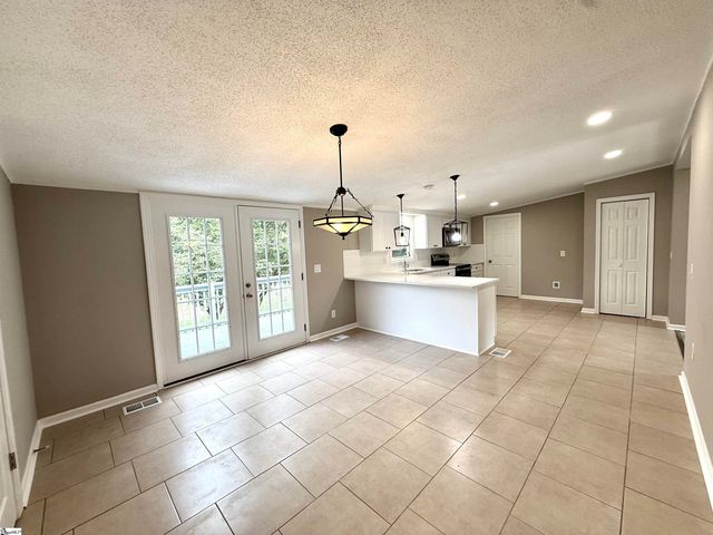 130 Bell Avenue, Inman, SC 29369