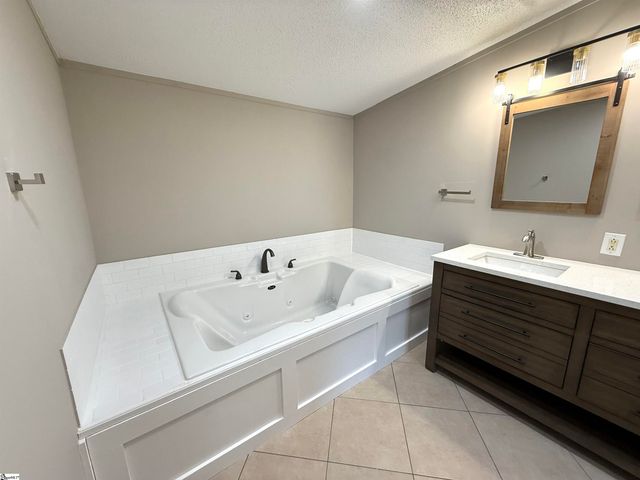 130 Bell Avenue, Inman, SC 29369