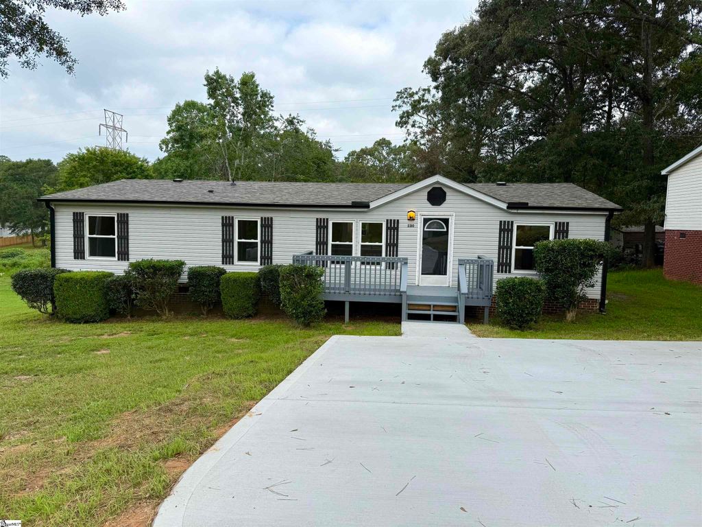 130 Bell Avenue, Inman, SC 29369