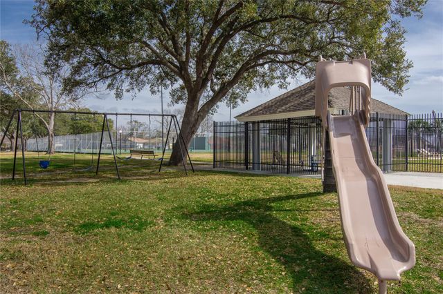 1926 Clipper Court, Willis, TX 77318