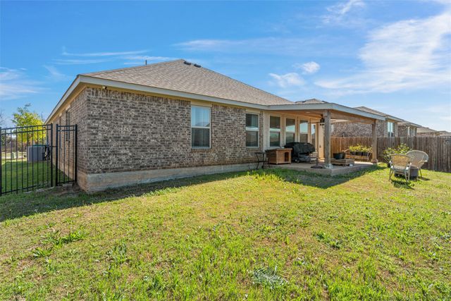 3025 Paint Horse Drive, Robinson, TX 76706