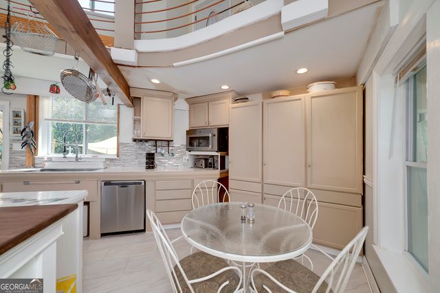 447 Grandview Road, Mansfield, GA 30055