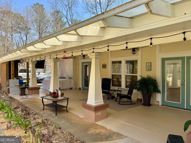447 Grandview Road, Mansfield, GA 30055