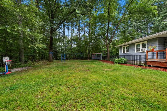 6 Juniper Drive, Amherst, NH 03031