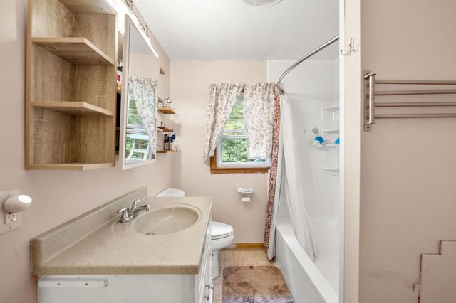 6 Juniper Drive, Amherst, NH 03031