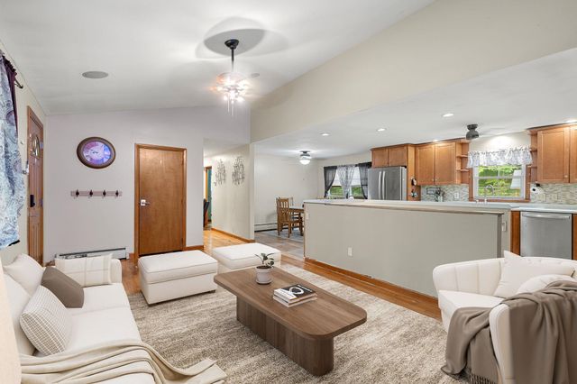 6 Juniper Drive, Amherst, NH 03031